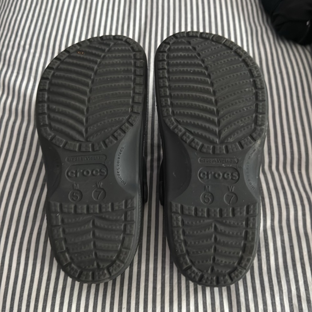 Crocs - Picture 5 of 5